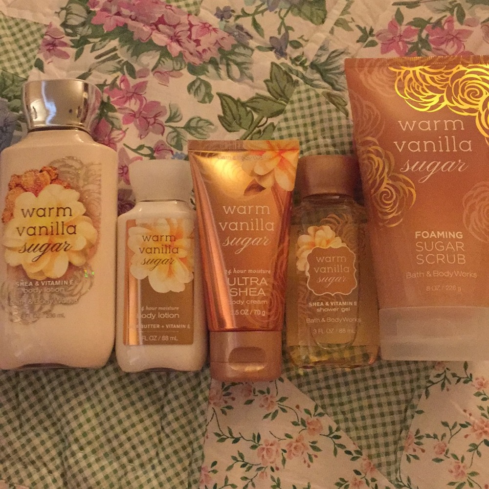 Bath & Body Works Warm Vanilla Sugar body care set